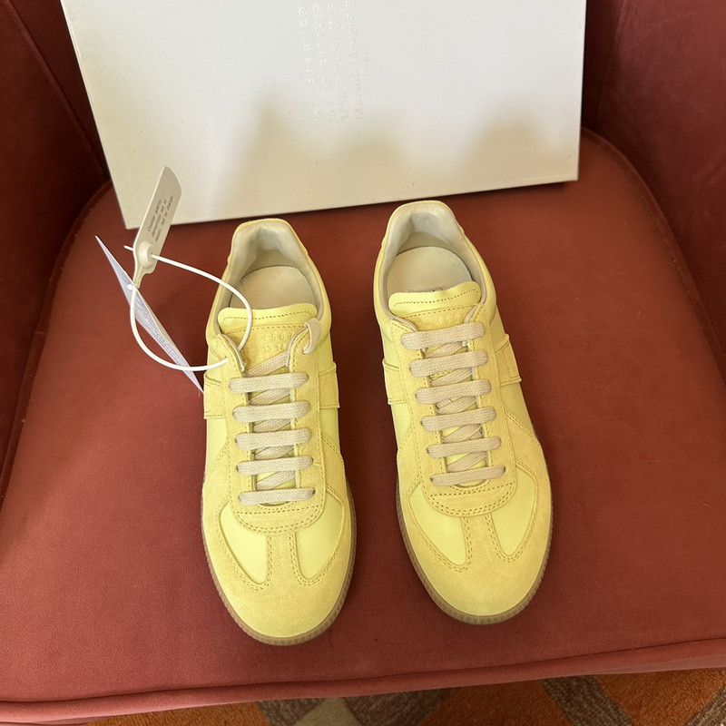 ma*s*n Ma*i*la sneakers