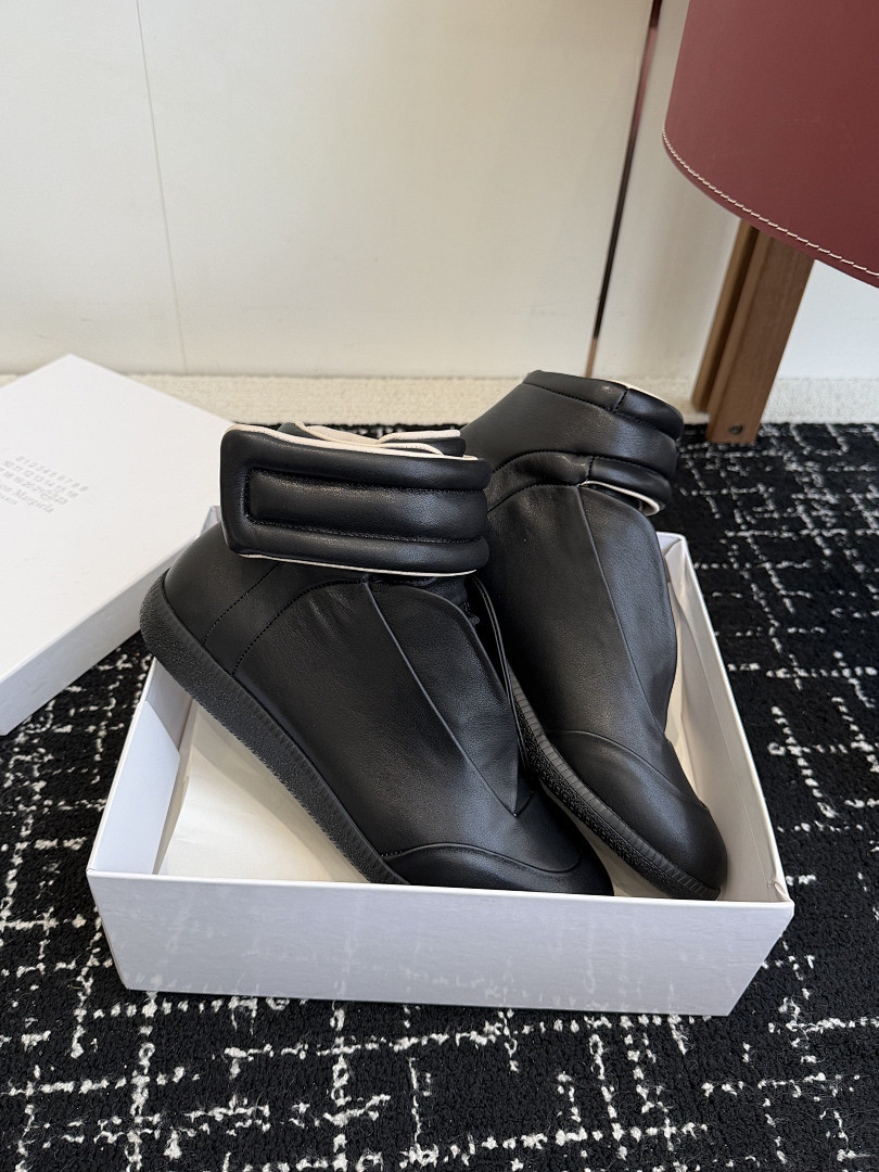 Ma1s0n Marg*e1a Sneakers