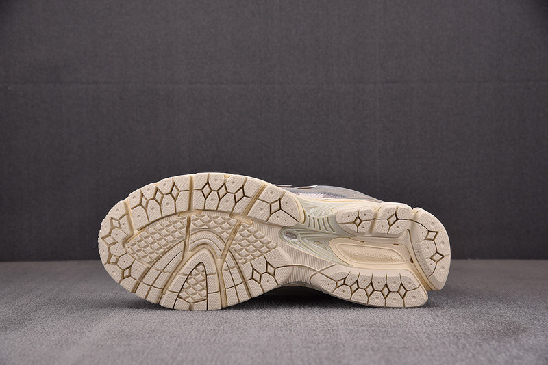 New Balance NB 1906R  M1906RPA