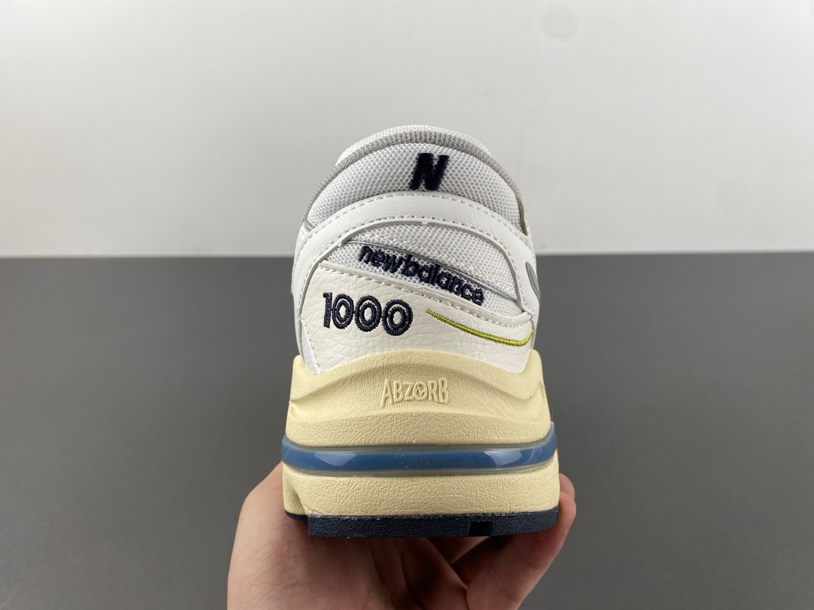 New New Balance M1000CA1