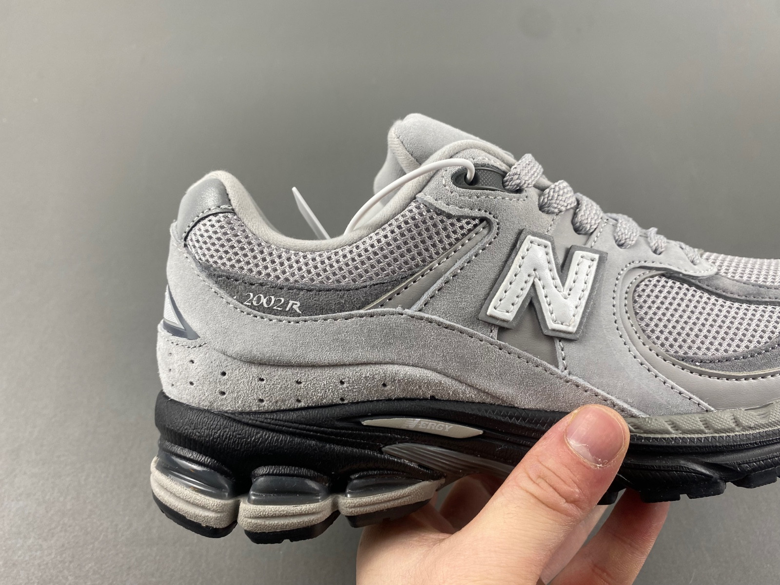 New Balance 2002R M2002RC1