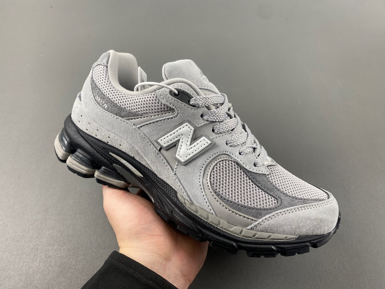 New Balance 2002R M2002RC1