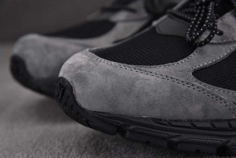 New Balance 2002R Gore-Tex JJJJound Charcoal M2002RXZ