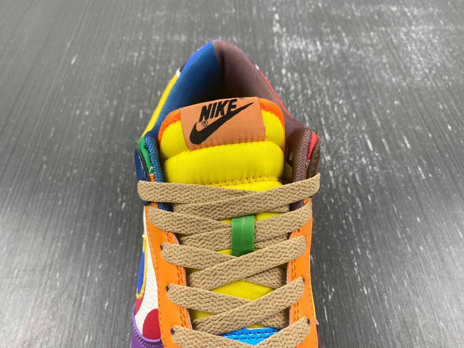 Nike Dunk Low DH0952-100-01