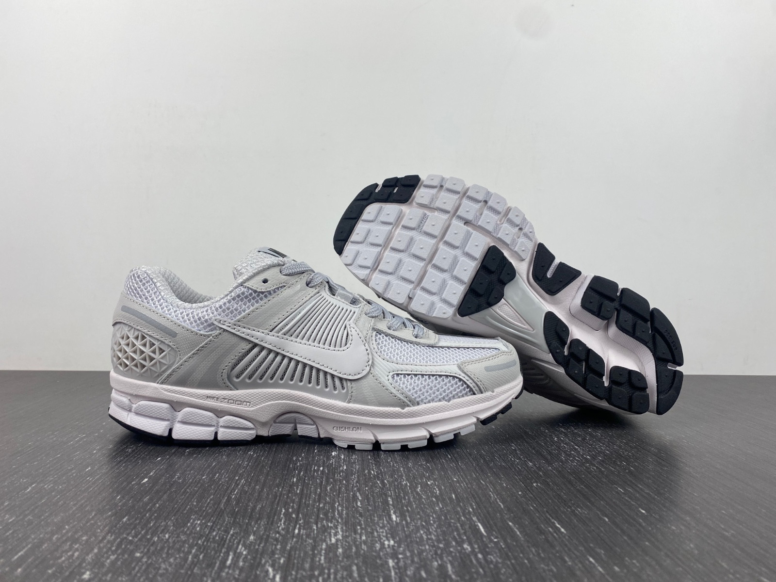 Nike Zoom Vomero 5 BV1358-001