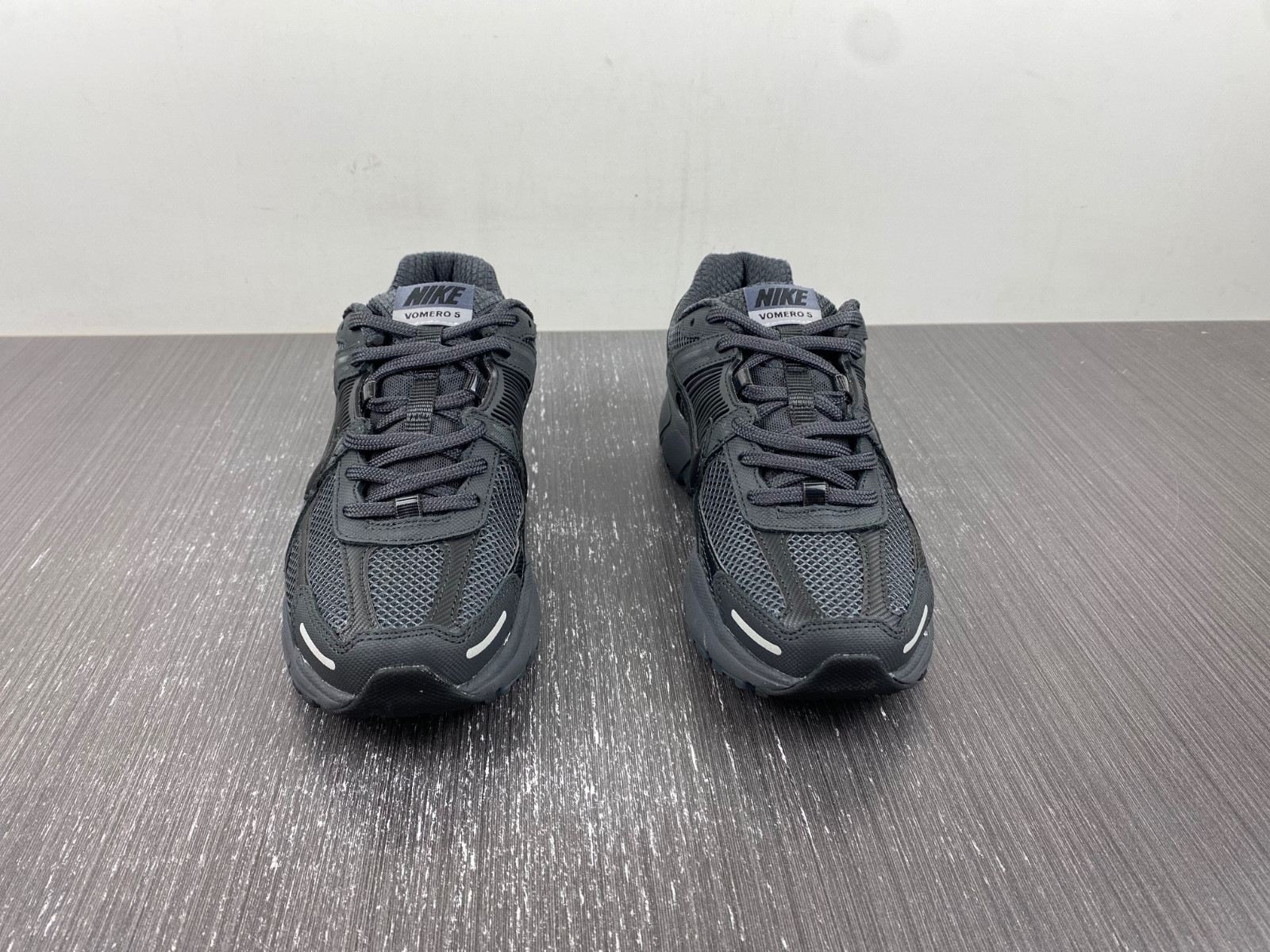 Nike Zoom Vomero 5 DV1358-002