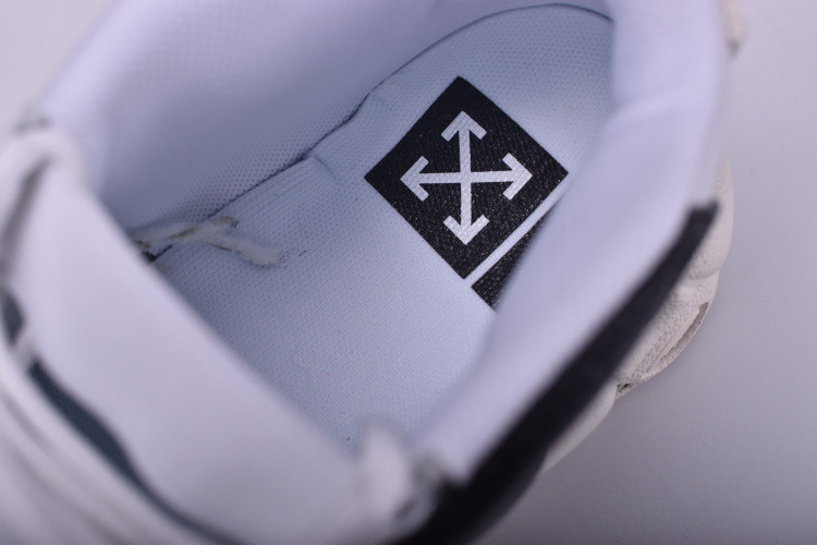 OF X NIKE AIR MORE UPTEMPO MENS  AA4060-201