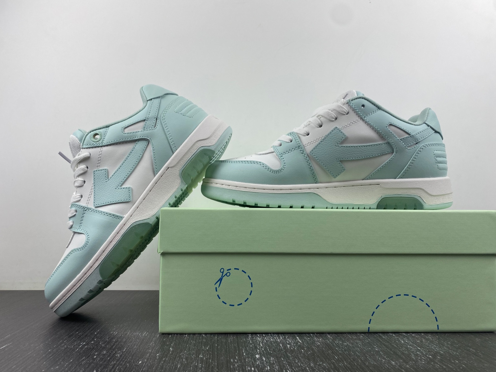 Off White GYM Sneaker