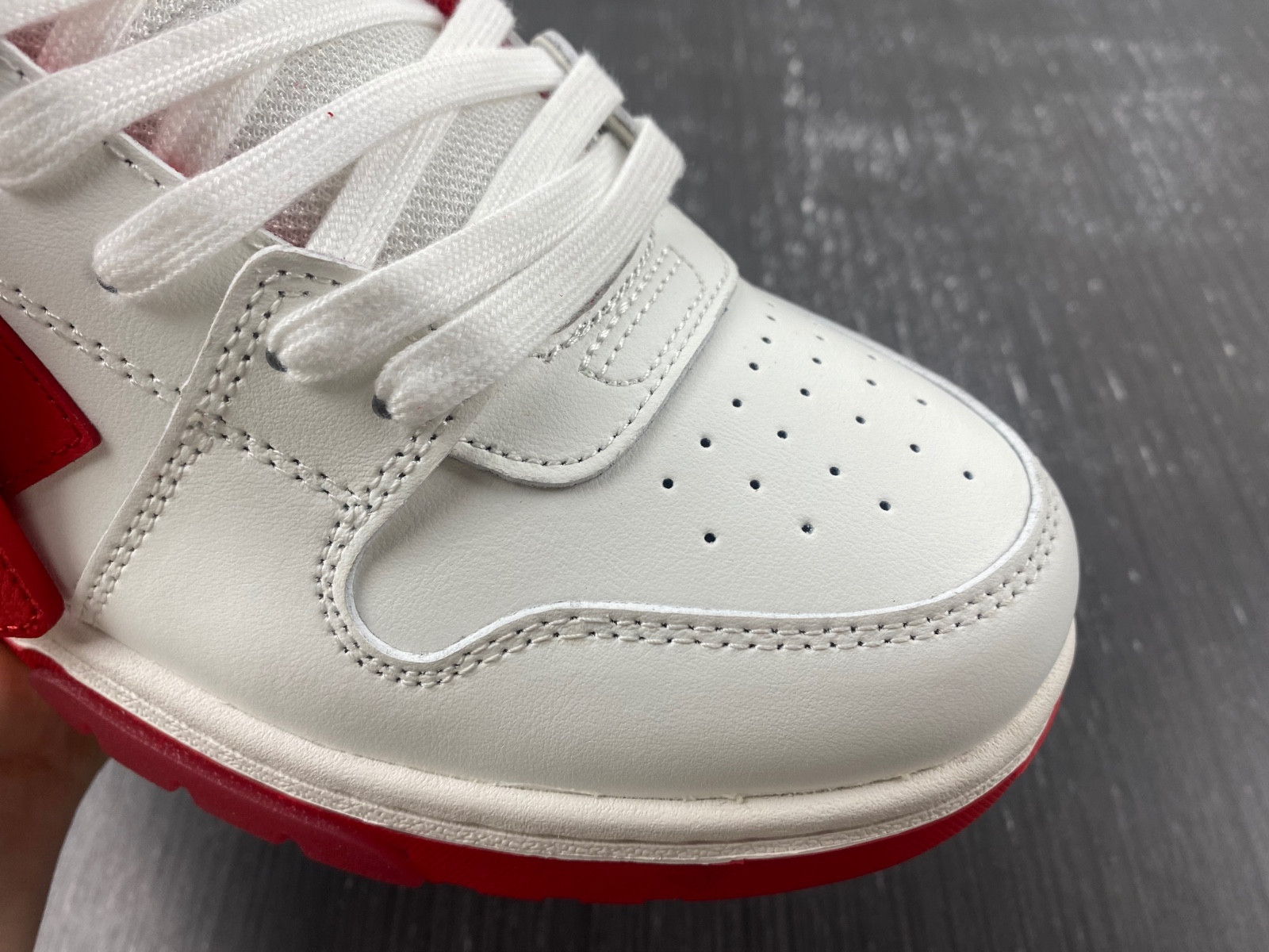 Off White GYM Sneaker