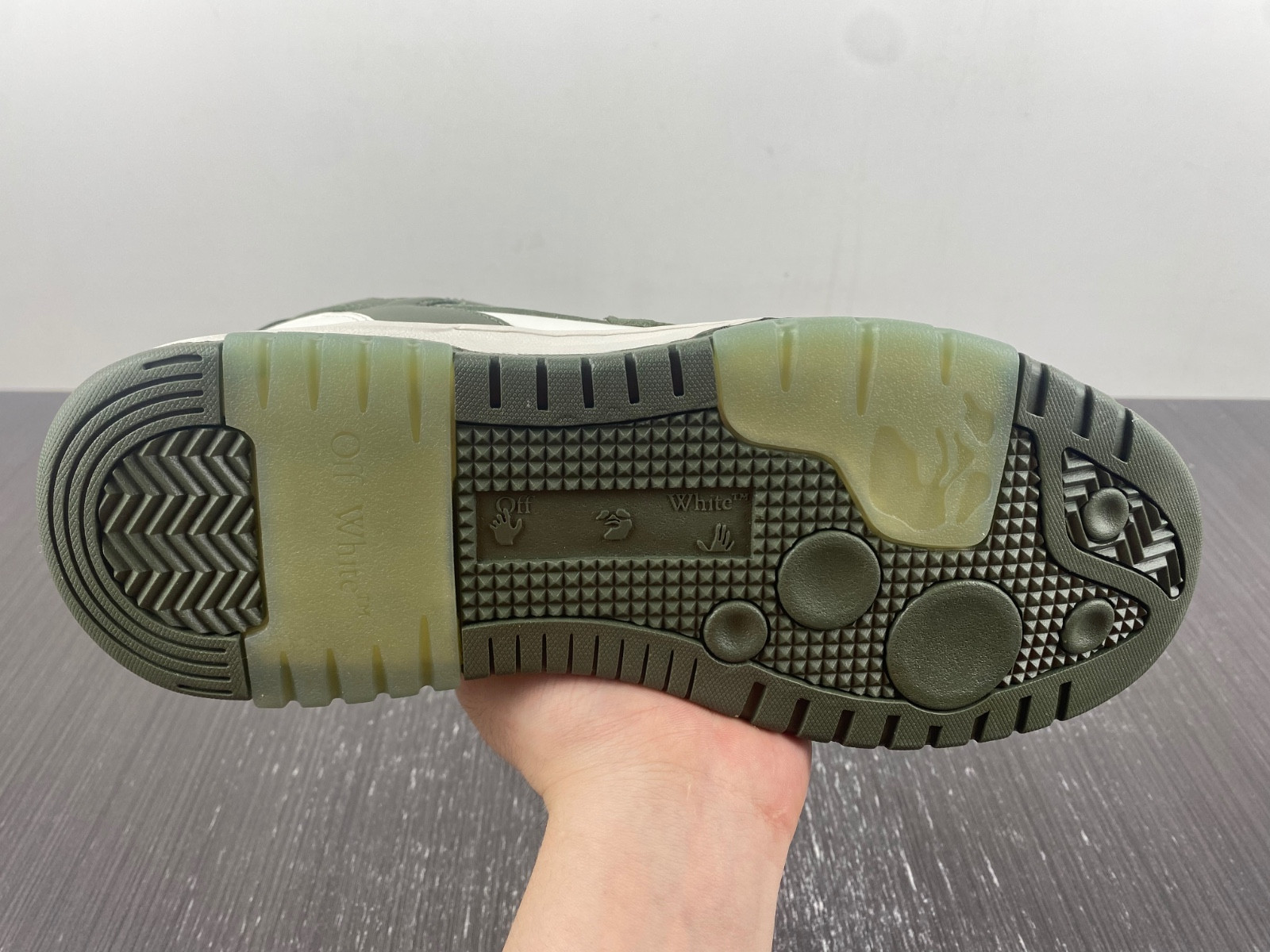 Off White GYM Sneaker