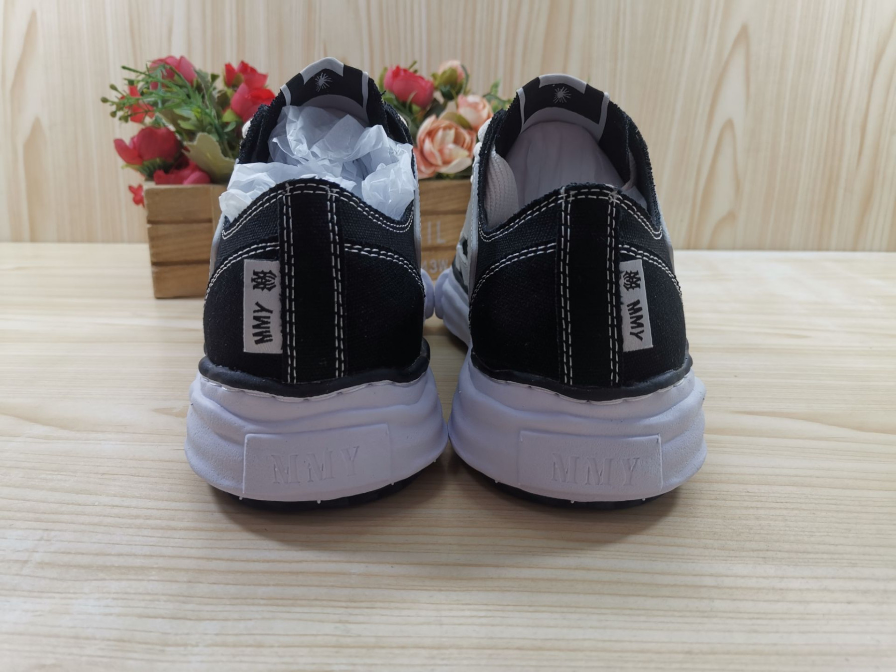 Ma*s*n mihara amiri sneakers