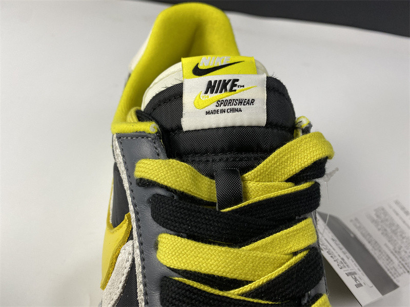 Undercover x Sacai x Nike LDWaffle DJ4877-001