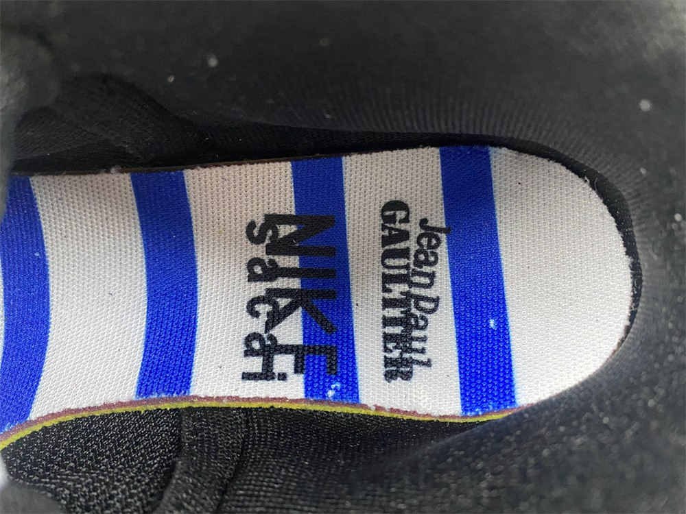 Nike Vaporwaffle sacai Jean Paul Gaultier Black White  DH9186-001