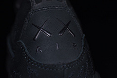 Nike Air Jordan 4 retro kaws black 930155 001