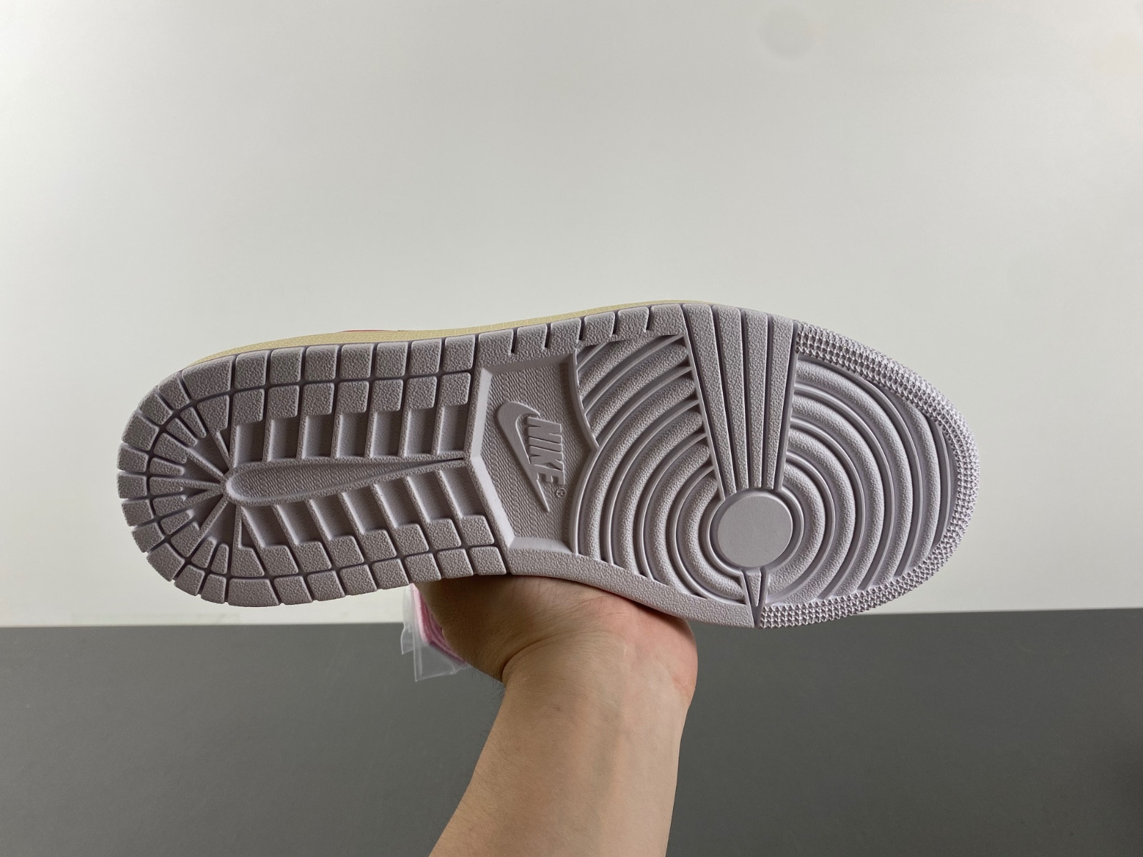 Travis Scott x Air Jordan 1 Low OG CQ4277-113