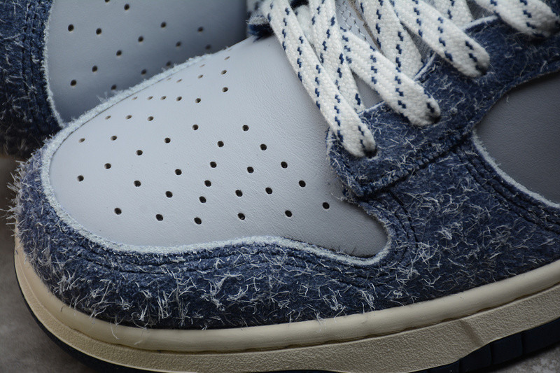 Nike Dunk High Pro Strawberry Cough CW3092-400